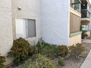 12710 Lakeshore Dr, Unit G in Lakeside, CA - Building Photo - Building Photo