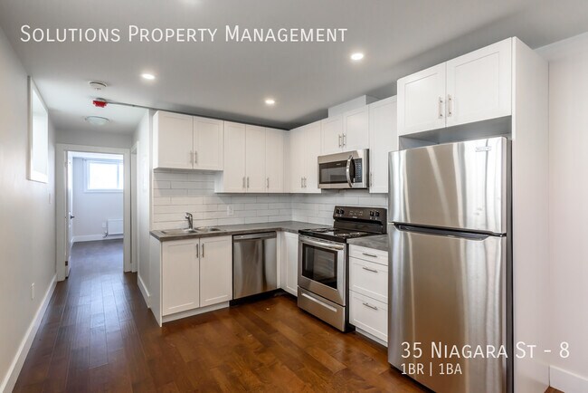 property at 35 Niagara St