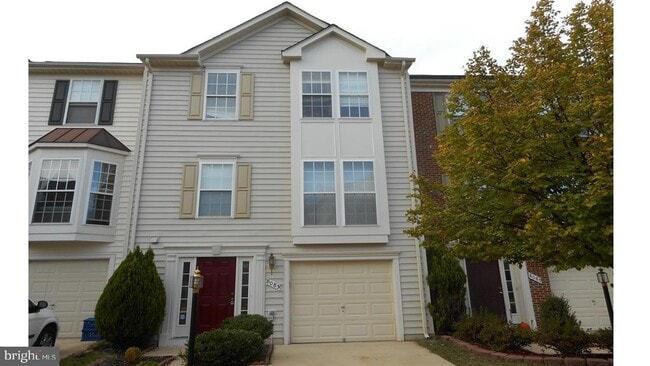 property at 8085 Horseshoe Cottage Cir