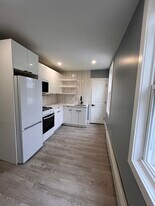 28 Dales Ave, Unit 3 in Jersey City, NJ - Building Photo