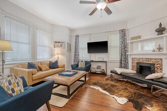 218 Congress St in Charleston, SC - Building Photo - Building Photo