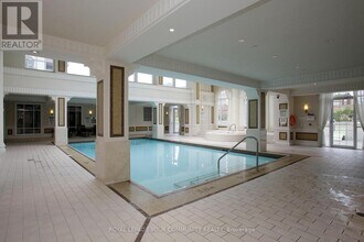 25 Greenview Ave in Toronto, ON - Building Photo - Building Photo
