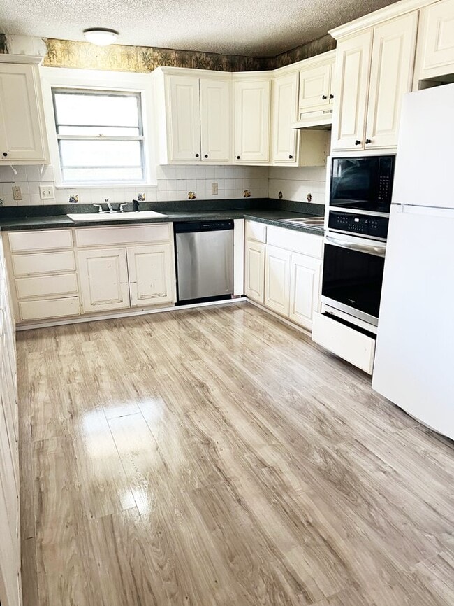 property at 2309 Terrell Rd