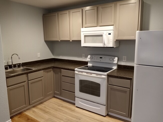 513 Wolf St, Unit 4 in Killeen, TX - Building Photo - Building Photo