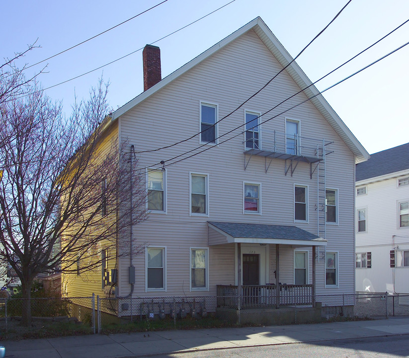 173 Linden St in Fall River, MA - Foto de edificio