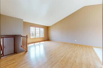 6251 Fairway Dr NW in Rochester, MN - Building Photo - Building Photo