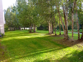 Creekside Terrace in Anchorage, AK - Foto de edificio - Building Photo