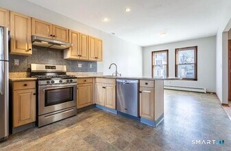 79 Atwater St in West Haven, CT - Building Photo - Building Photo