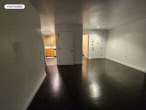 327 E 101st St in New York, NY - Building Photo - Building Photo