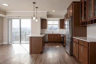 The Murphy in Savage, MN - Foto de edificio - Building Photo