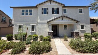 11694 N 166th Dr in Surprise, AZ - Building Photo