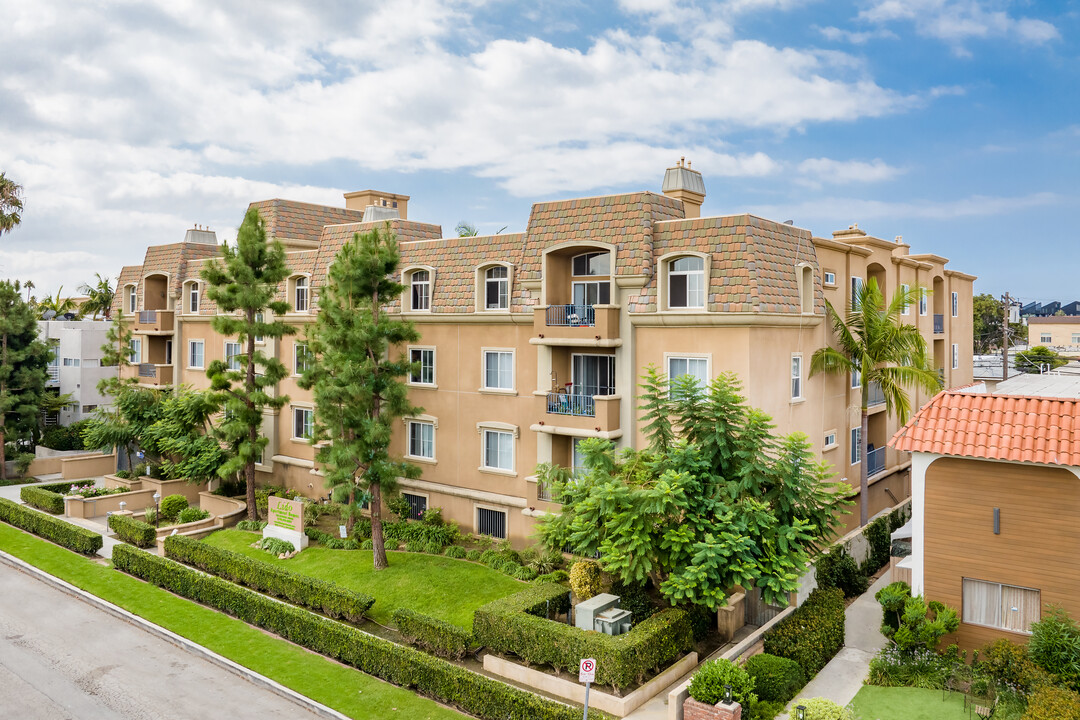 Lido Apartments - 3623 Jasmine Ave in Los Angeles, CA - Foto de edificio