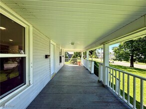 19137 Westwood Dr in Strongsville, OH - Building Photo - Building Photo