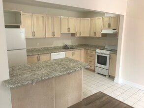 9 Brookdale Ct in Dartmouth, NS - Building Photo - Building Photo
