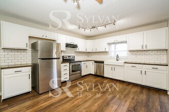 6756 Wimbledon Dr in Zionsville, IN - Building Photo - Building Photo