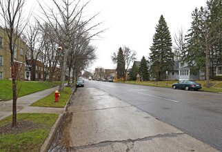 1855 Grand Ave in St. Paul, MN - Building Photo - Building Photo