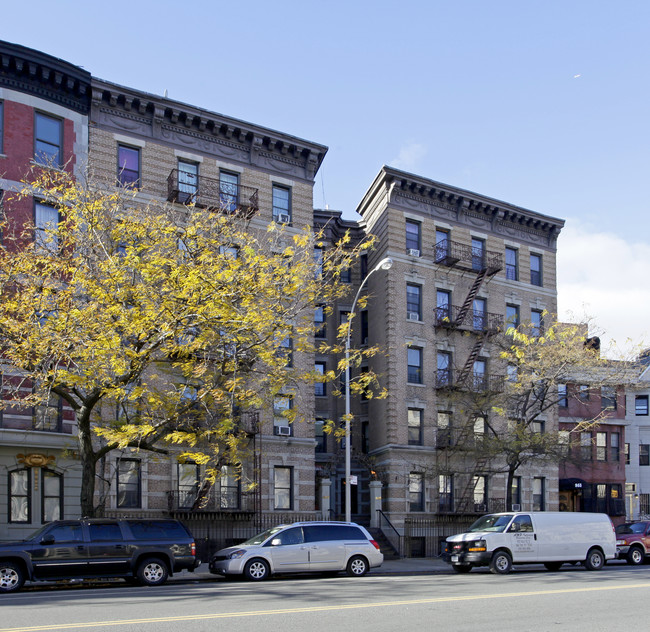 945-949 Saint Nicholas Ave in New York, NY - Building Photo - Building Photo