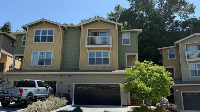 property at 912 Lundy Ln
