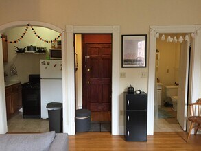 4 Symphony Rd, Unit 14E in Boston, MA - Building Photo - Building Photo