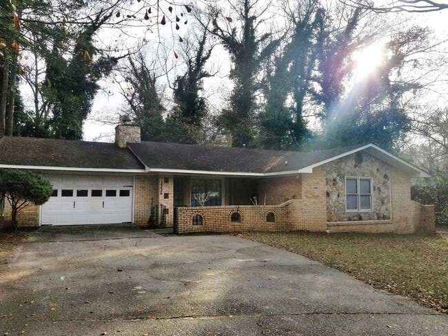 property at 2336 Happy Cir