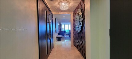 1331 Brickell Bay Dr in Miami, FL - Building Photo - Building Photo