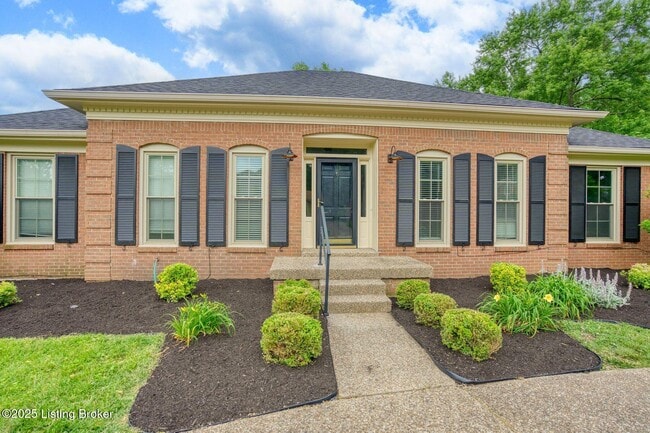 6714 Copperfield Rd in Louisville, KY - Building Photo - Building Photo