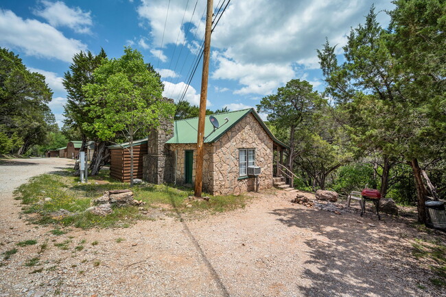 Cedar Falls Cabins