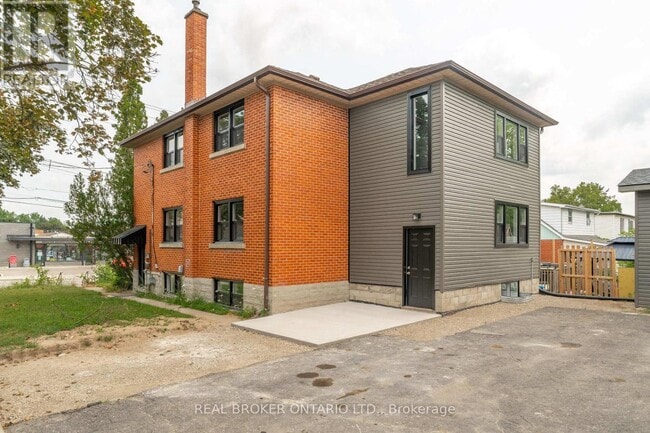 property at 293 Highland Rd E