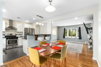 186 Tomahawk Trail in Sparta, NJ - Building Photo - Building Photo