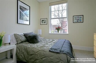 245 Beacon St, Unit 4 in Somerville, MA - Building Photo - Building Photo
