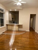 125 2nd Ave, Unit 1W in Troy, NY - Building Photo