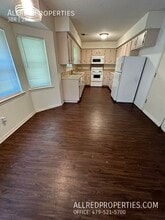 3203 Cherokee Dr in Fayetteville, AR - Foto de edificio - Building Photo