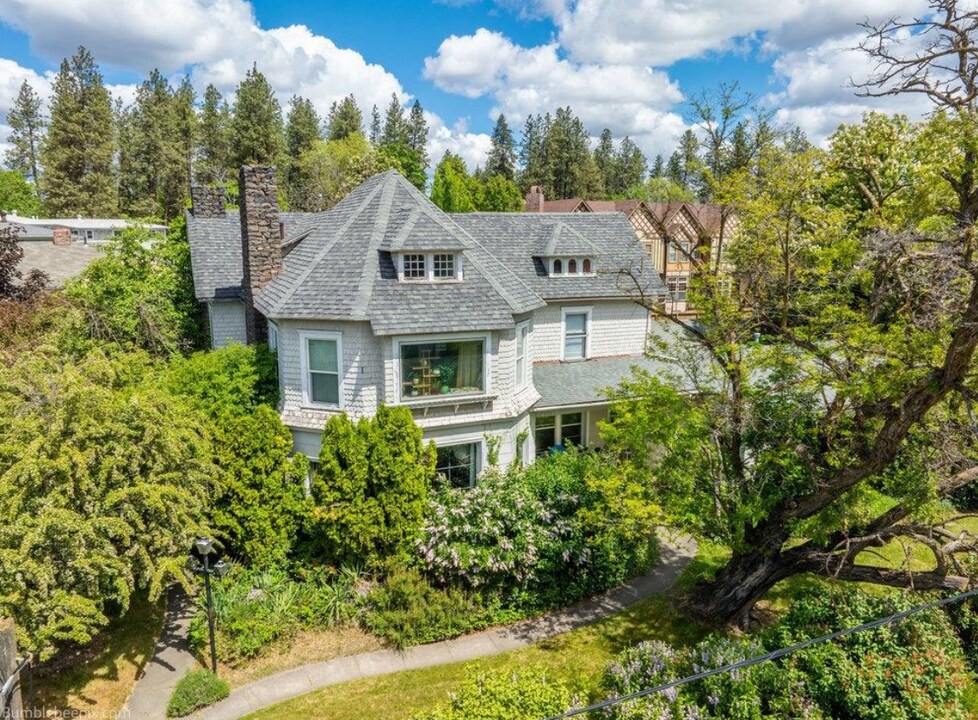 421 S Coeur d'Alene St in Spokane, WA - Building Photo