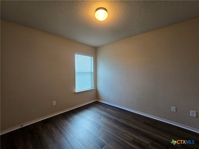 294 Rosalie Dr