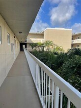 7722 Camino Real, Unit E316 in Miami, FL - Building Photo - Building Photo