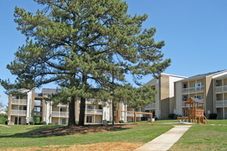 Valley Creek in Spartanburg, SC - Foto de edificio - Building Photo