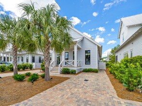 56 Cypress Cir in Santa Rosa Beach, FL - Building Photo - Building Photo