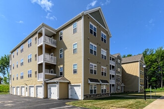 The Hammocks at MillCreek in Erie, PA - Building Photo - Building Photo