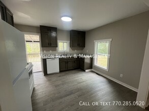 137 Red Oak Dr in Carrollton, GA - Building Photo - Building Photo