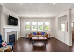 15075 NW Rossetta St in Portland, OR - Building Photo - Building Photo