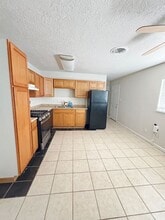 907 W Coal Ave in Hobbs, NM - Building Photo - Building Photo