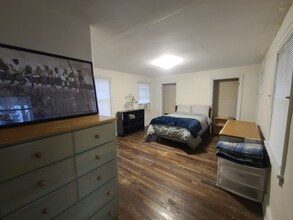 258 Ann St in Middletown, PA - Foto de edificio - Building Photo