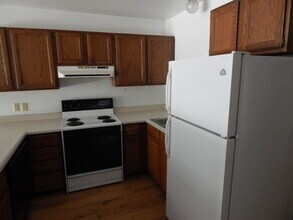 546 W Doty St, Unit #1 in Madison, WI - Building Photo - Building Photo