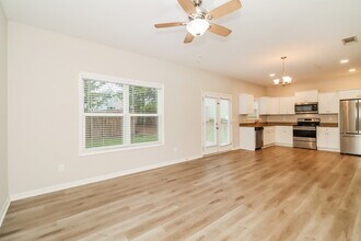 22 Castlemoor Loop in Adairsville, GA - Building Photo - Building Photo