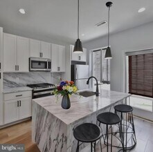 2011 S Garnet St in Philadelphia, PA - Building Photo - Building Photo