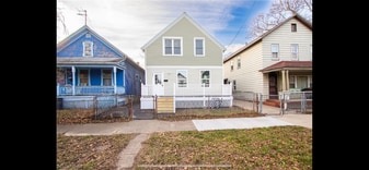 2092 W 42nd St, Unit Upper