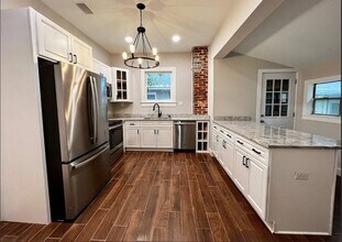 209 S Fulton St in Mobile, AL - Building Photo - Building Photo