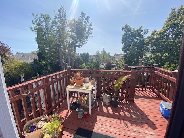 6121 Racine, Unit B in Oakland, CA - Building Photo