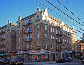 37-80 64th St in Flushing, NY - Building Photo - Building Photo