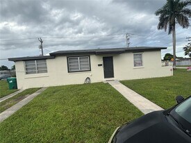 10705 SW 146th Terrace in Miami, FL - Building Photo